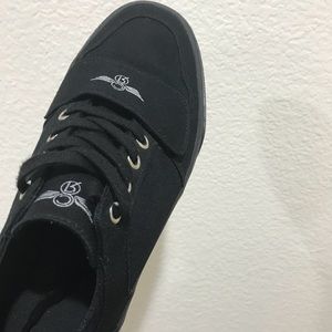 Creative recreation low mens shoe size 9.5